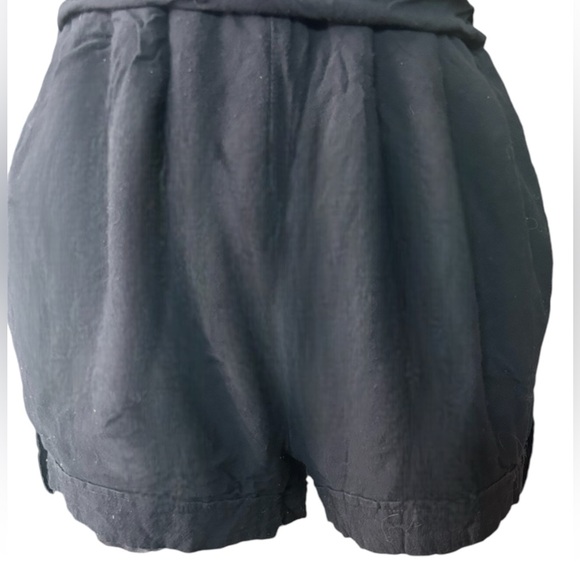 5/25$ ✨ Strapless Romper - Picture 5 of 9